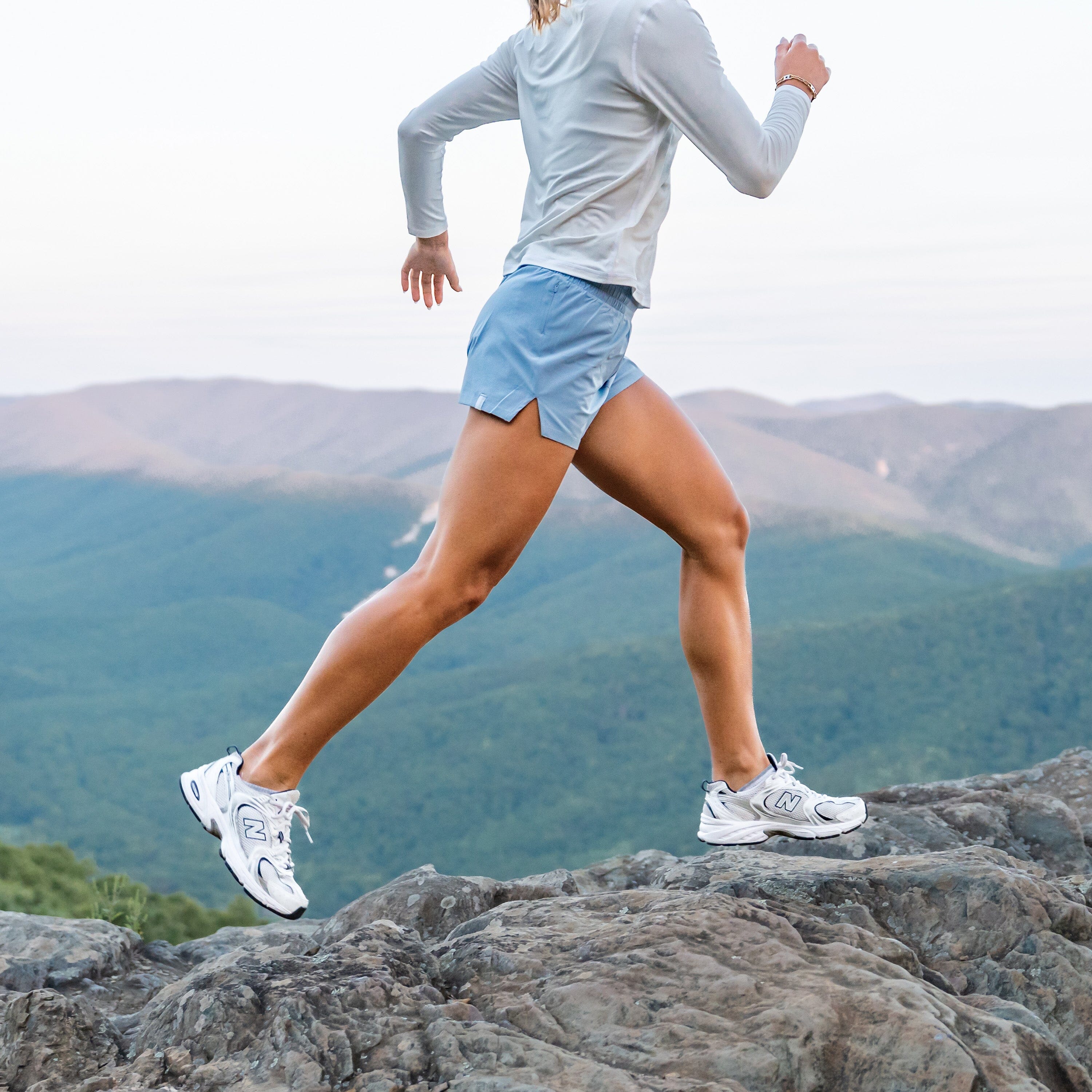 Tempo Performance Hoodie - Women's Tempo Performance Hoodie